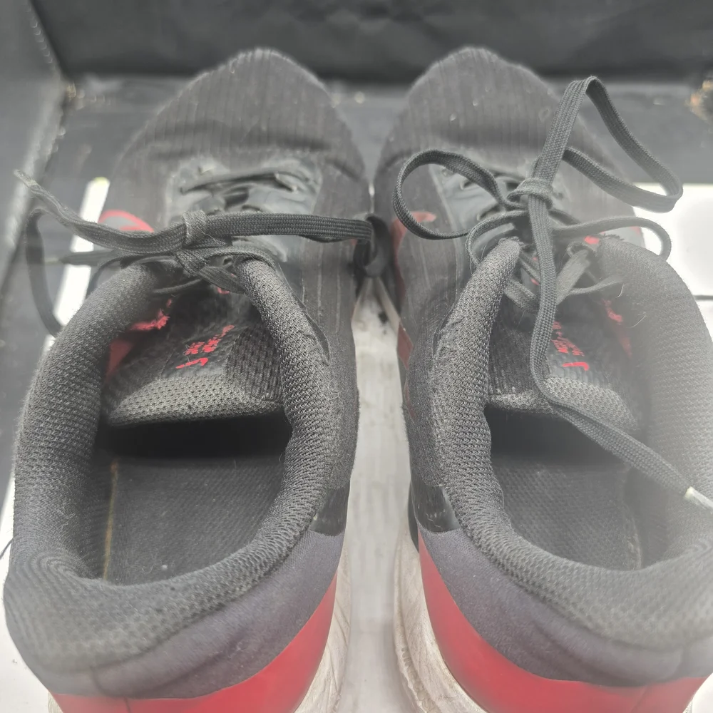 Nike‎ Black and Red Athletic Shoes